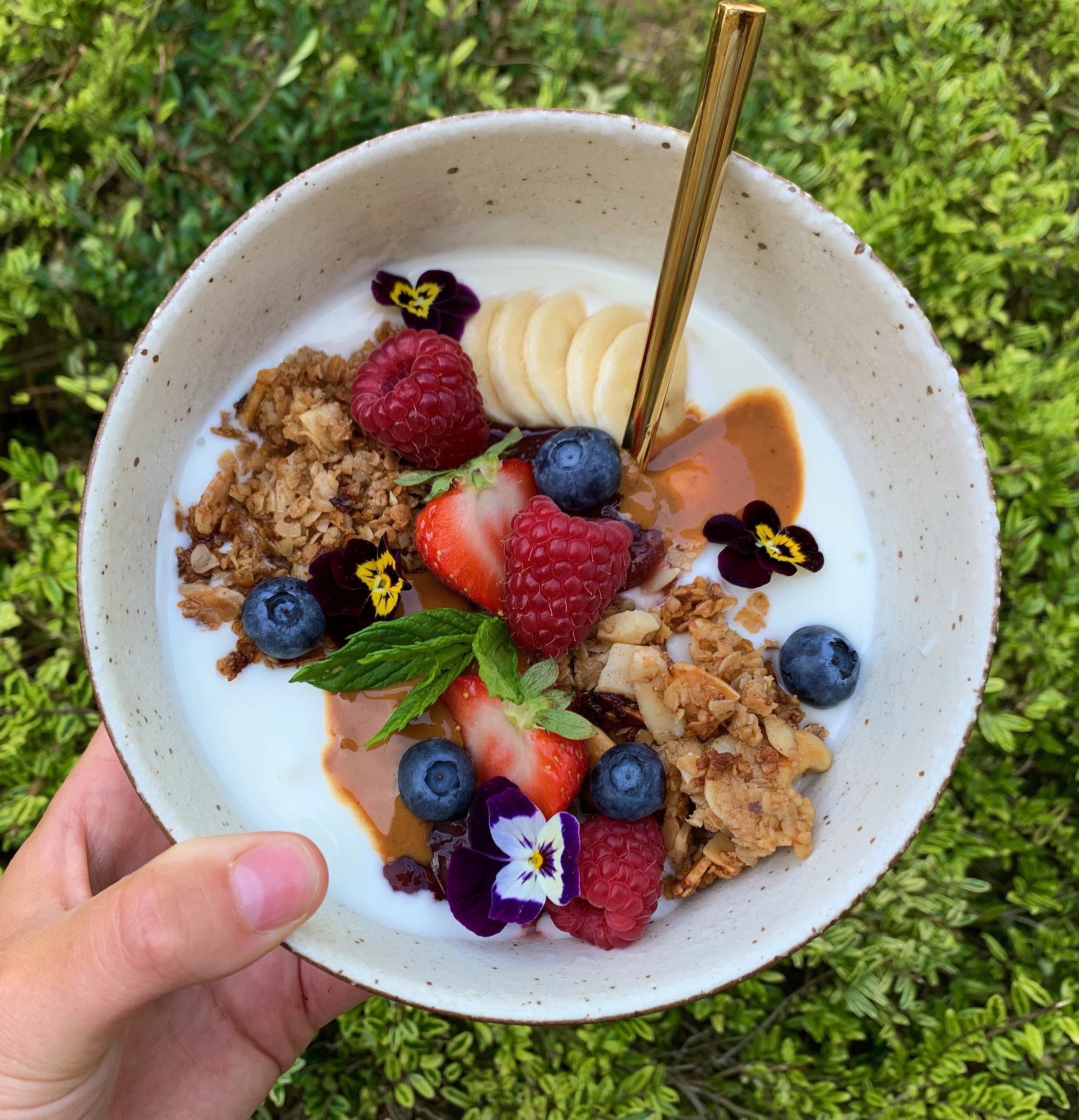 https://fermentandthrive.com/wp-content/uploads/2026/04/https-biotifulguthealth-com-cdn-shop-articles-biotiful-kefir-yogurt-original-probiotic-natural-gut-health-smoothie-bowl-outside-22410beb-2fca-4b51-b4c4-207bdbadf737-jpg-v-1757345205.jpg